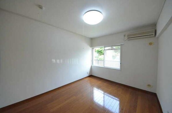 武蔵関マンション5号棟の物件内観写真